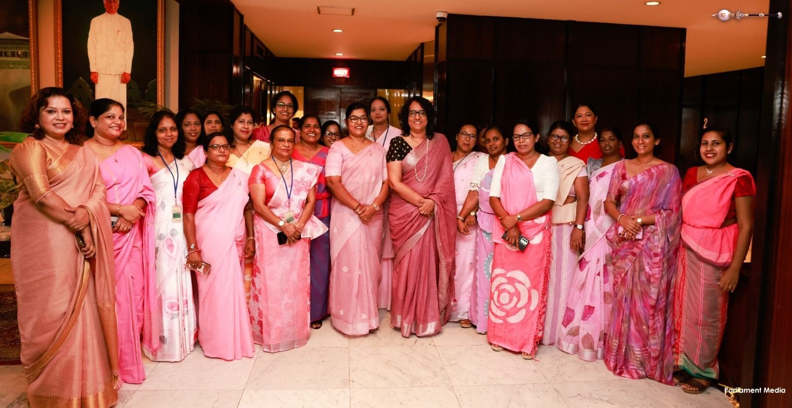 Pink Wednessday 20251022 (5)